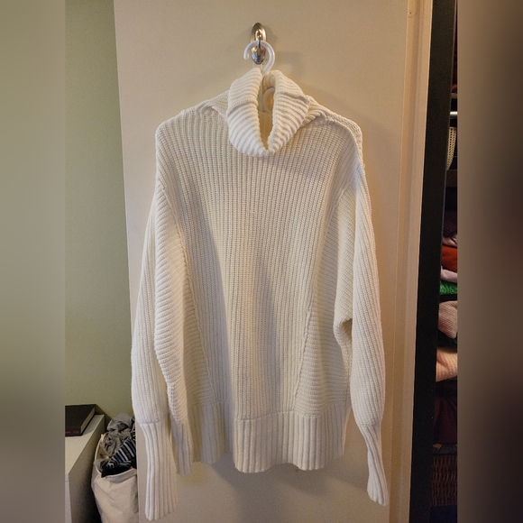 Chunky Ivory Turtleneck Freepeople - Picture 5 of 7